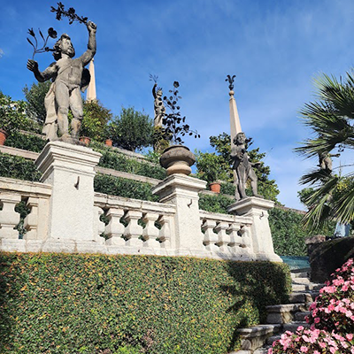 Garden and statues