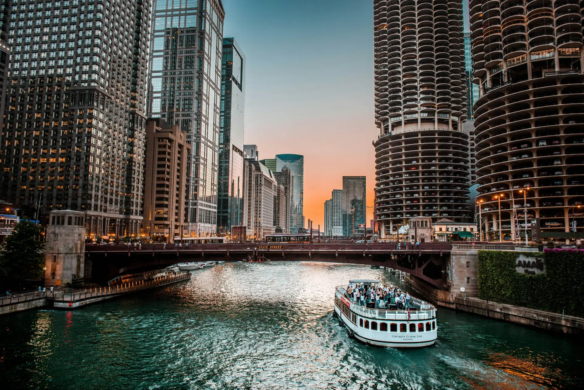Chicago Boat Tours